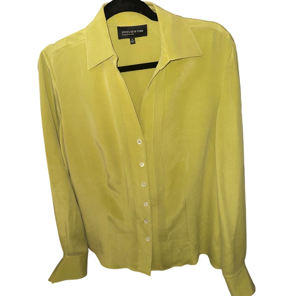 100% Silk Vintage Jones New York  Lime Green Blouse